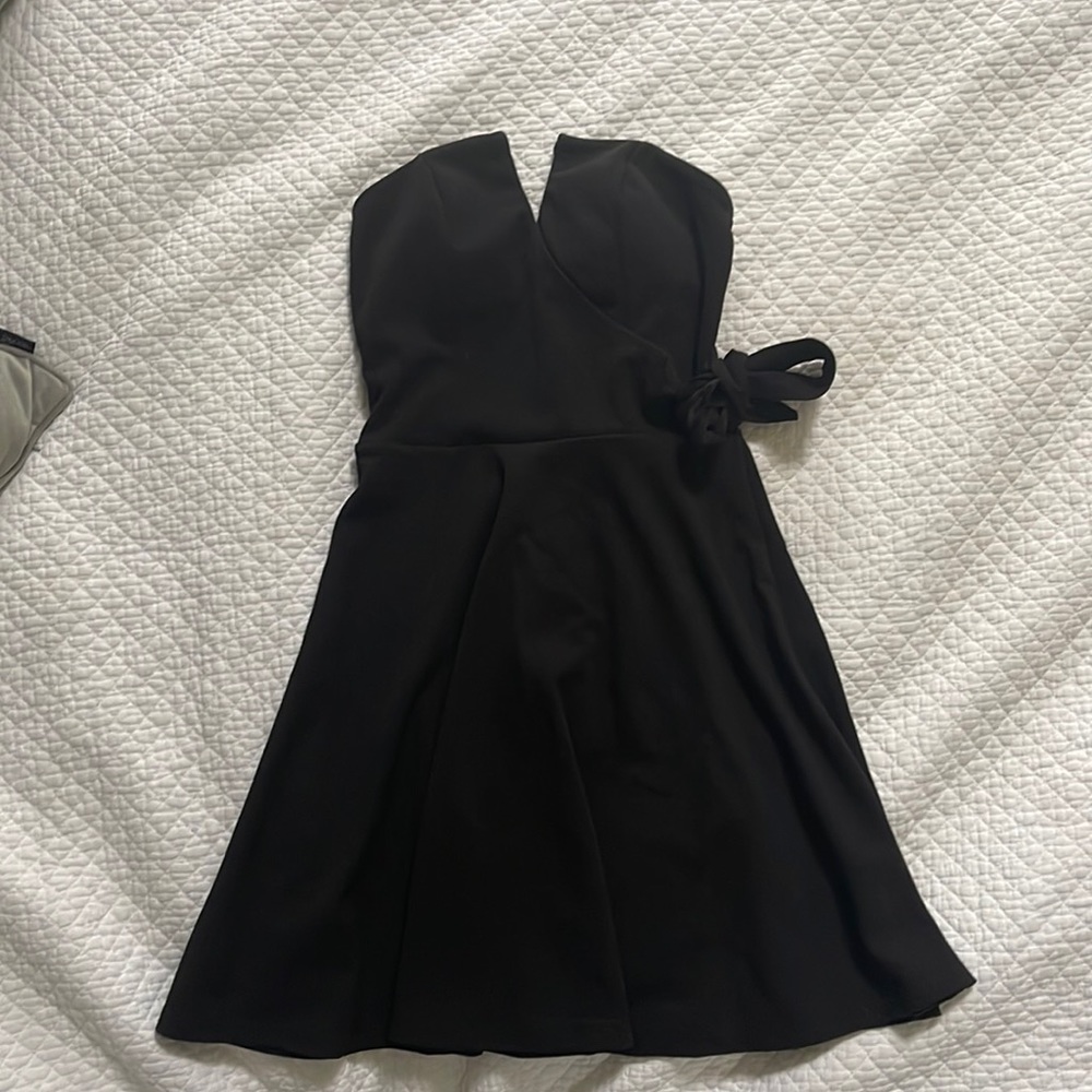 Very sweet strapless dress, never worn from Francesca’s
